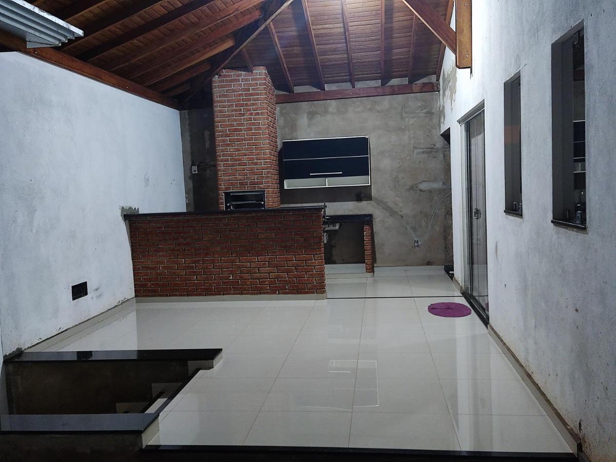 Villa Casa Para Temporada 900 Metros Do Termas Dos Laranjais Olímpia Exterior foto
